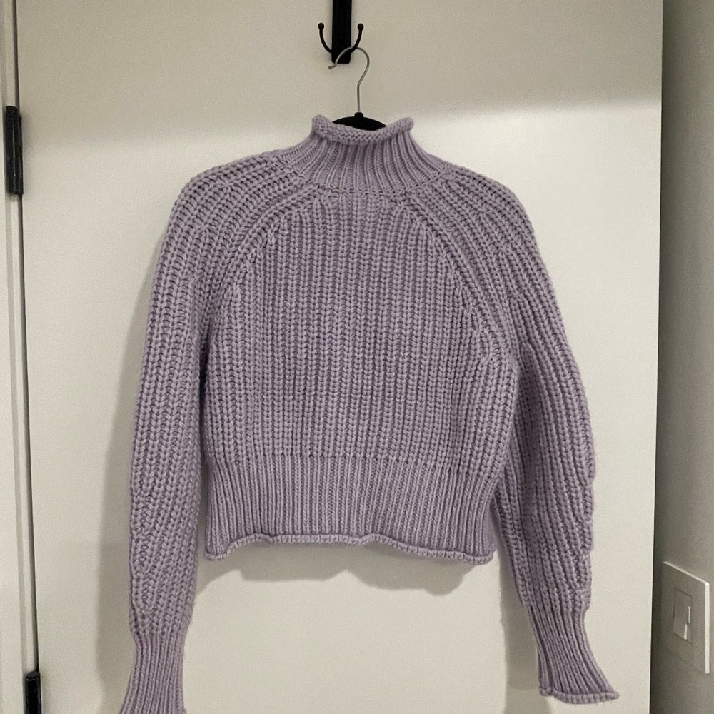 Knitted turtle neck! Fun color